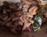 Foto langkah ke 3 dari resep Tumis usus pedas manis.