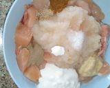 A picture of step 4 of Chicken white karahi.