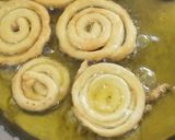 A picture of step 3 of Instant Jalebi.