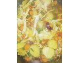 A picture of step 2 of Potatoes soup.
