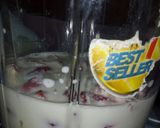 Foto langkah ke 2 dari resep Strawberry Juice.