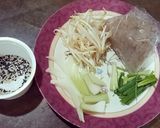 รูปขั้นตอนการทำที่ 1 ของ ผัดเส้นบุกสาหร่าย,น้ำมันงา