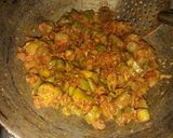 A picture of step 5 of Besan Mirchi Tipore.