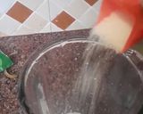 A picture of step 2 of Strawberry Limca.