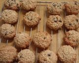 Foto del paso 7 de la receta: Galletitas de avena con chips