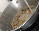 સાઉથ ઇન્ડિયન ઉપમા (South Indian Upma Recipe In Gujarati) રેસીપી સ્ટેપ2ફોટો
