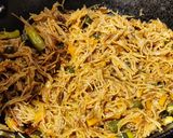 A picture of step 5 of Chilli vermicelli.