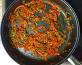 Foto del paso 3 de la receta Muslos de Pollo Guisados