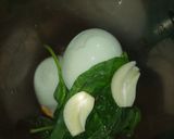Foto del paso 1 de la receta: Mayonesa de albahaca