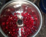 A picture of step 4 of Pomegranate sandesh.