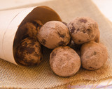 Foto del paso 2 de la receta: Trufas de chocolate a la naranja