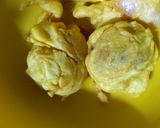 A picture of step 7 of Batata Vada.