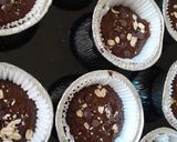 صورة لخطوة 3 من وصفة مادلان صحي بفرينة القمح الكامل 🌾🇩🇿بذوق الشوكولا الغني🍫