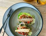 Foto del paso 2 de la receta: Cogollos de Tudela con escalivada y caballa 🥬 🍆 🫑 🧅 🐟