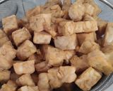 Foto langkah ke 2 dari resep Oseng Tempe Pedas Manis Gurih.