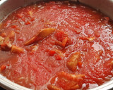 Foto del paso 4 de la receta: Codornices con tomate y alcachofas, con toque picante