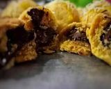 Foto langkah ke 7 dari resep Gluten Free CHOCOLATE STUFFED Kastengel.