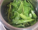 A picture of step 1 of Hara Bhara Kabab.