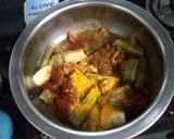 A picture of step 2 of Drumstick Curry.