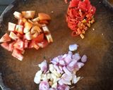Foto langkah ke 1 dari resep Sambal Bawang 🍅.