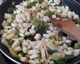 Foto del paso 1 de la receta: Fritatta de berenjenas y calabacín