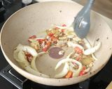 Foto langkah ke 7 dari resep Cumi Saus Tiram Devina Hermawan.