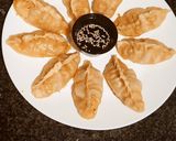 Foto del paso 5 de la receta: Gyozas de pollo y verduras marinadas con teriyaky