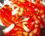 Foto del paso 1 de la receta: Pollo con verduras y especias