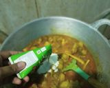 Foto langkah ke 4 dari resep Gulai Kikil Sapi.