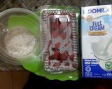 Foto langkah ke 1 dari resep Kuliner Khas Korea~Korean Strawberry Milk.