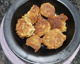 A picture of step 5 of Healthy Sprout Dahi Vada Chaat.