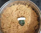 A picture of step 5 of Hurali Chutney(kulith).