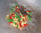 Foto langkah ke 2 dari resep Tumis Tahu Kecambah.