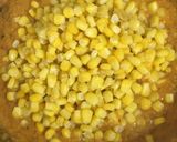 A picture of step 4 of Makai Dum Masala.