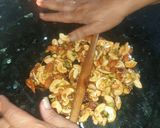 ડ્રાયફ્રુટ ચીક્કી (Dryfruit chikki recipe in Gujarati) રેસીપી સ્ટેપ3ફોટો