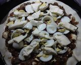 Foto del paso 4 de la receta: Pascualina de Cebolla Morrón Queso huevo y Carnes😋
