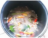 Foto langkah ke 2 dari resep 19. Nasi Liwet Magic Com.