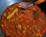 Foto langkah ke 5 dari resep Oseng mercon daging.