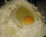 Foto del paso 2 de la receta: Medialunas de manteca 🥐