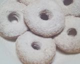 Foto langkah ke 7 dari resep Donat Bedak ManTul.