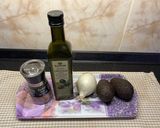 Isteni avokadókrém fehérhagymával recept fázis 1 fotója