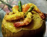 A picture of step 6 of Daab Chingri#wds# Green Coconut Prawn curry.
