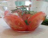 Foto del paso 4 de la receta: Ensalada de tomates y chalotas