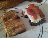 Foto del paso 4 de la receta: Plátanos maduros asados y rellenos de queso y dulce de guayaba🧀🍌🍯