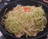 Foto del paso 2 de la receta: Arrollados primaveras caseros