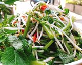 Hình bước làm 3 của món Rau muống trộn (gỏi rau muống)