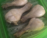 Foto del paso 2 de la receta: Muslos de pollo al horno, con mezcla de especias para gyros, exprés