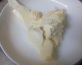 A picture of step 3 of Margarine Toast.