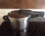 Foto del paso 5 de la receta: Guiso de pavo con verduras en olla exprés