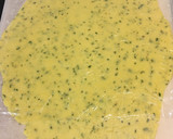 Foto langkah ke 3 dari resep Garlic Cheese Cookies.